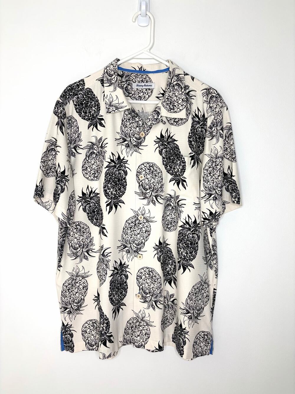 Tommy Bahama 100% Silk Upside Down Pineapple Button Up Shirt Sz L Beach Resort